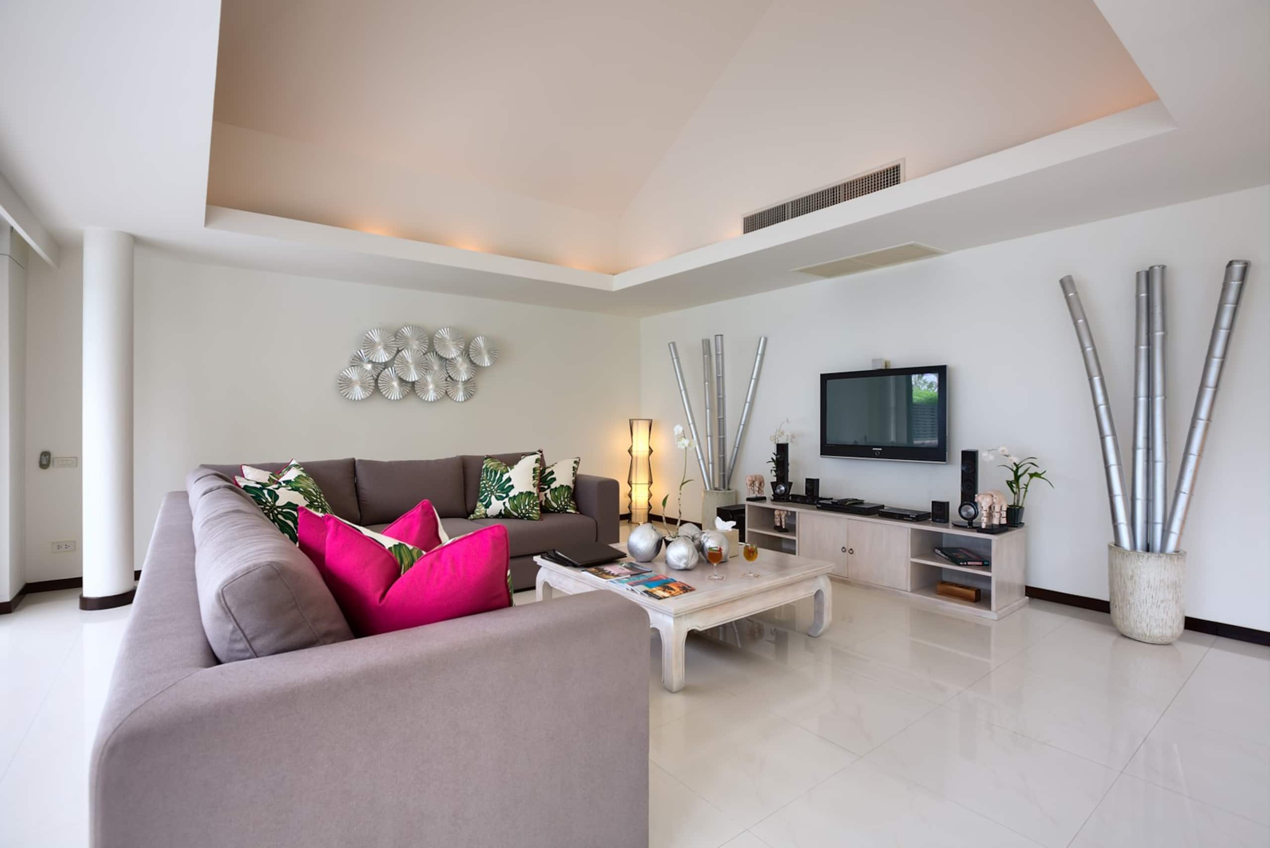 Baan Benjamart 7