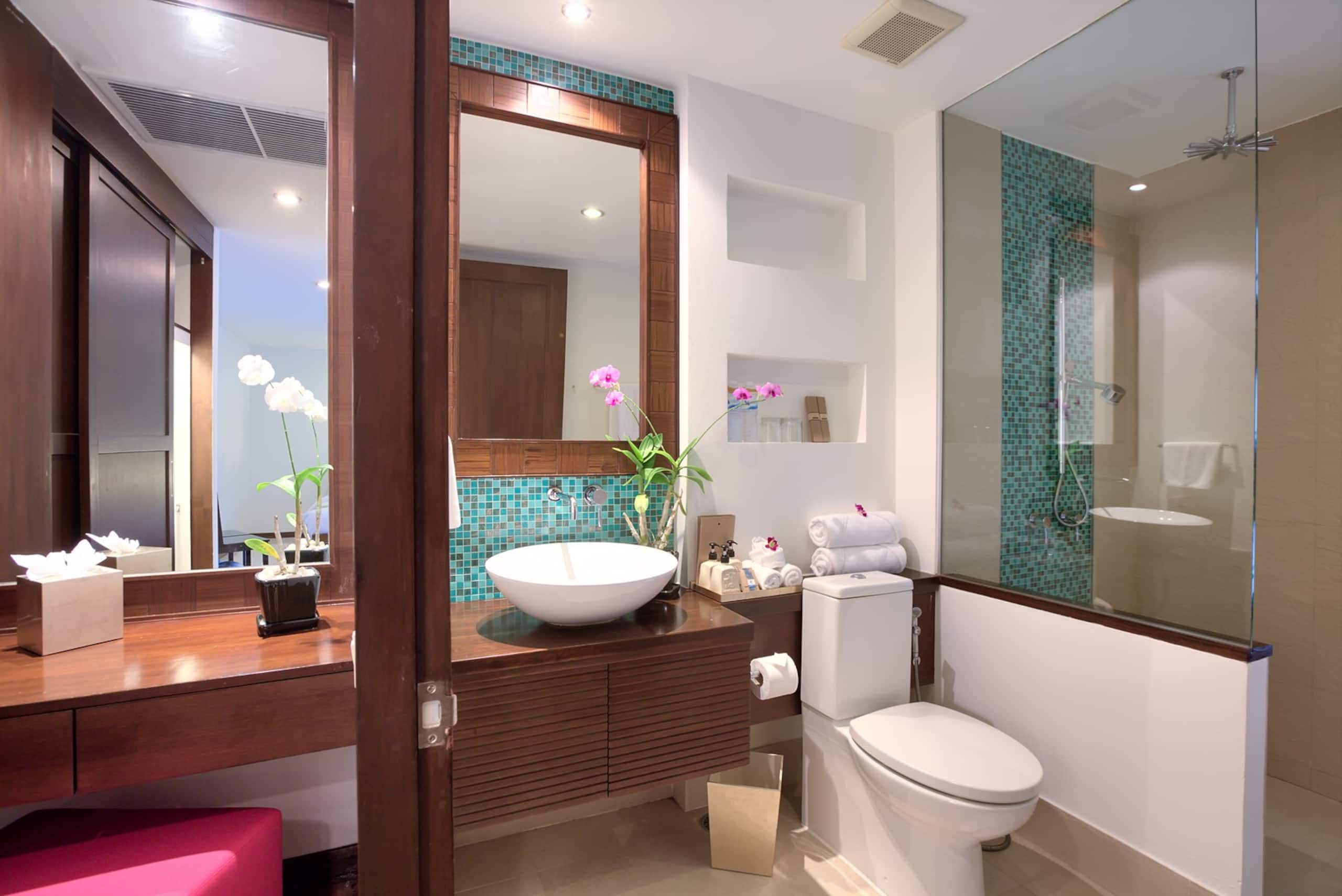 Baan Benjamart 23