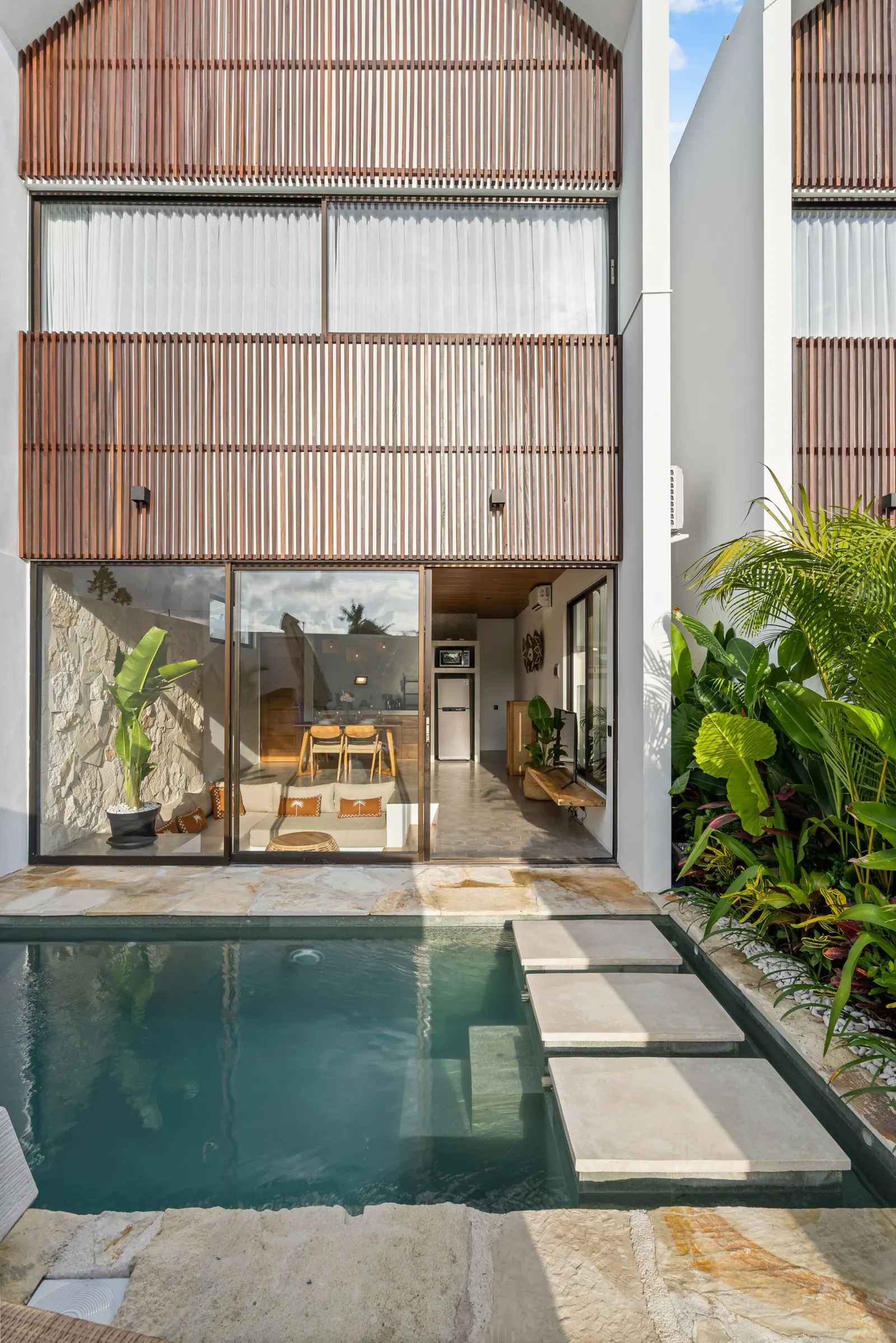 Sunny Canggu Hideaway: 1BR Villa with Pool 25