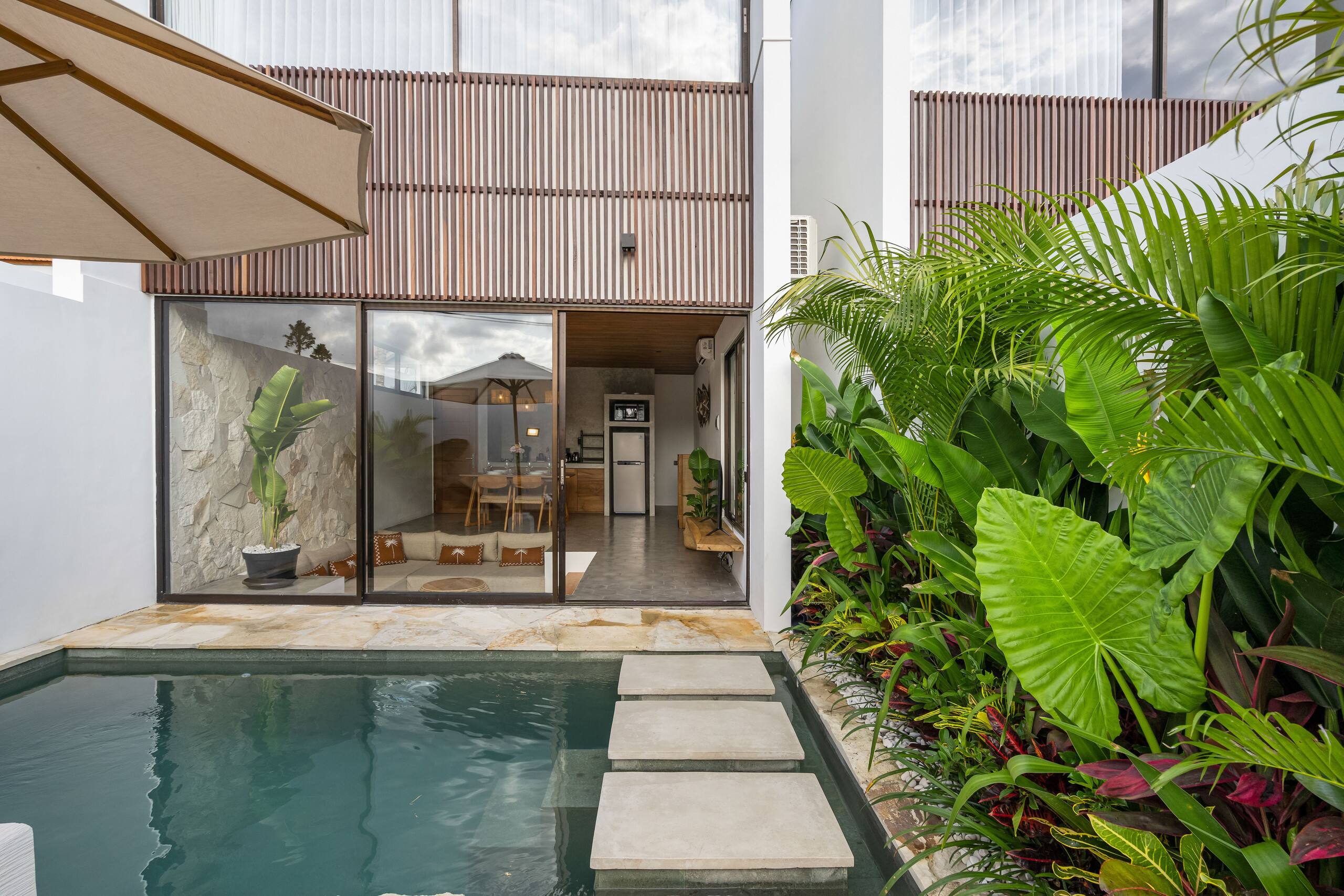 Sunny Canggu Hideaway: 1BR Villa with Pool 22
