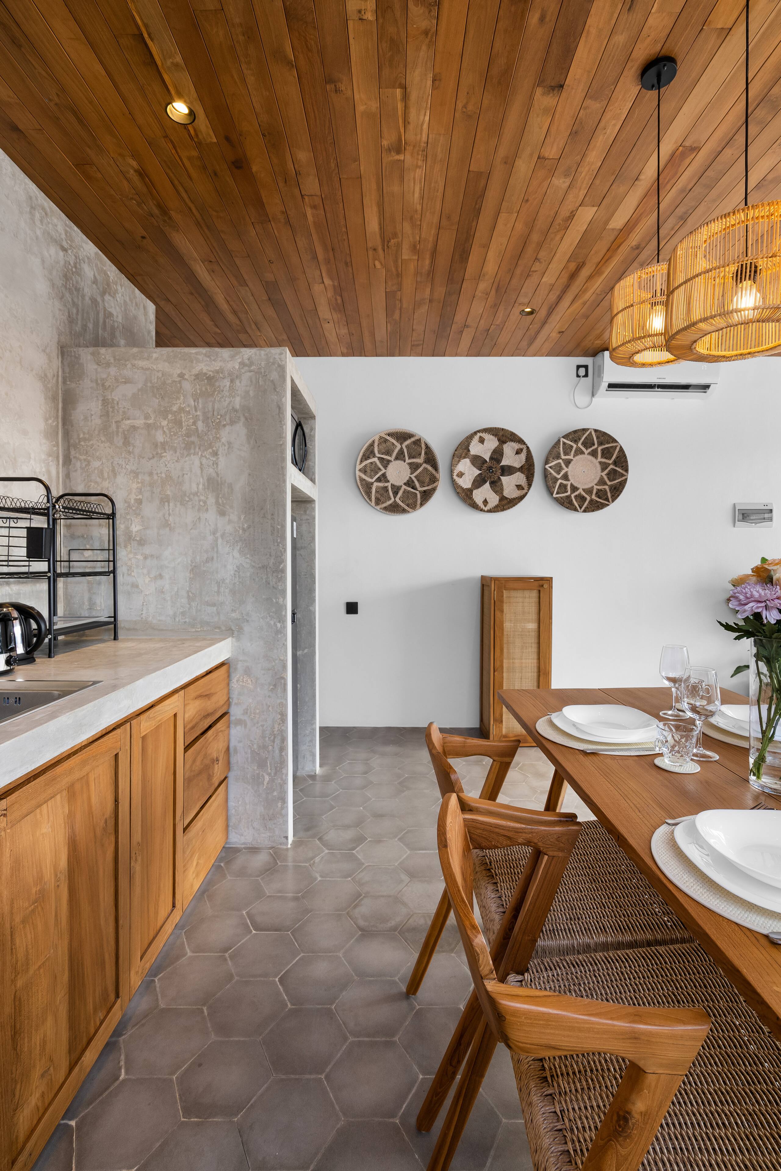 Sunny Canggu Hideaway: 1BR Villa with Pool 10