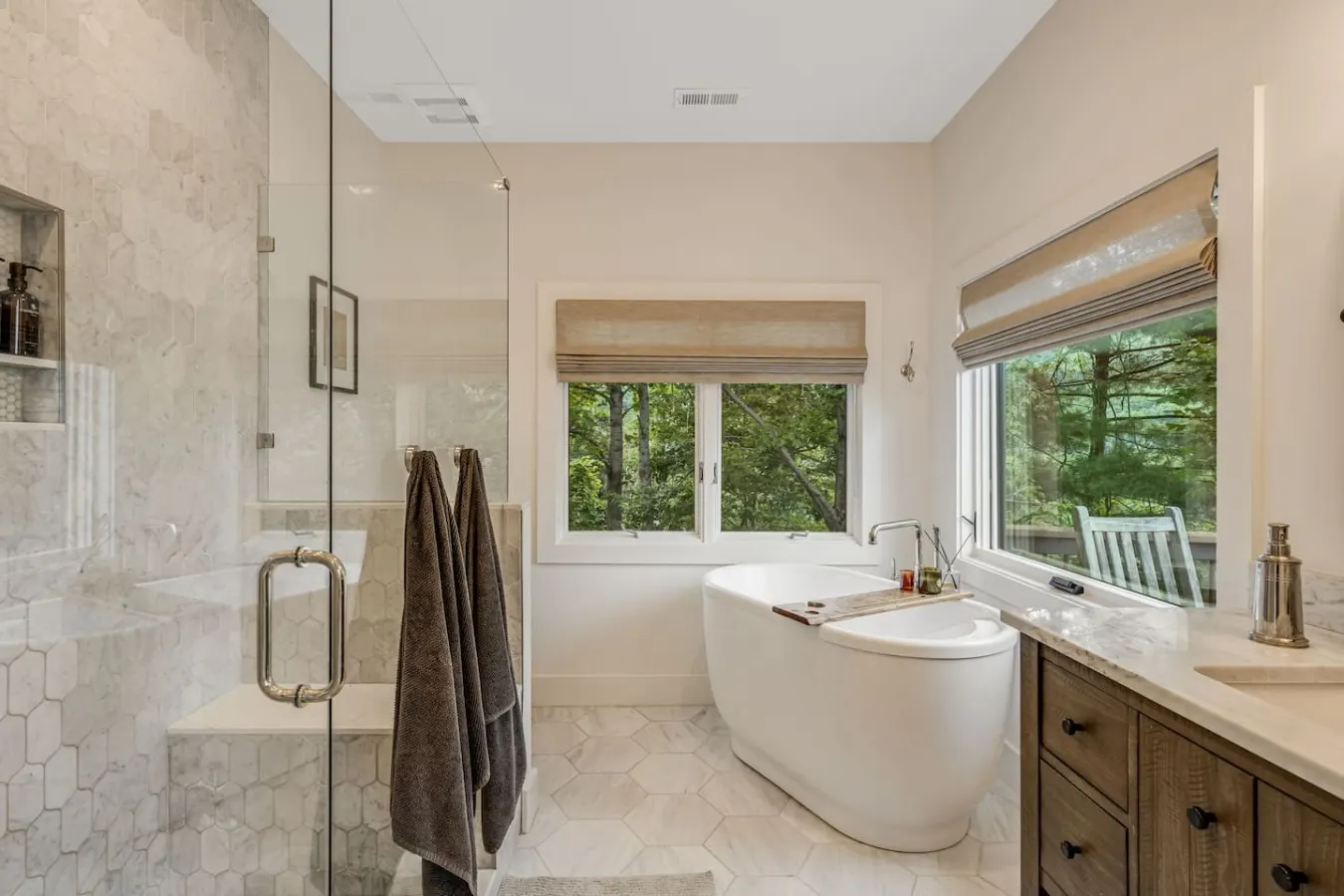 Mountain Retreat w/ Heated Pool & Expansive Views 20