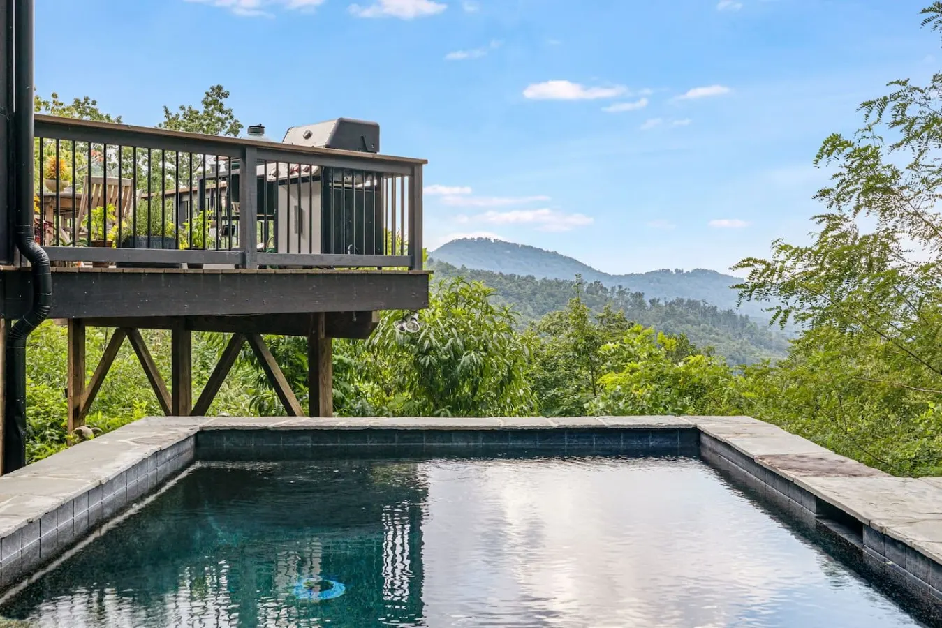 Mountain Retreat w/ Heated Pool & Expansive Views — photo 5
