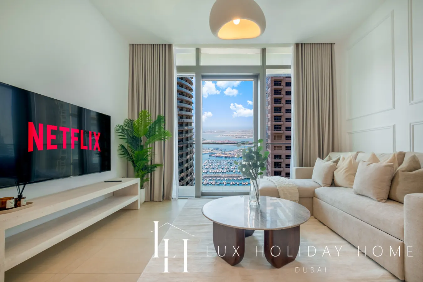 LUX The Marina Gate Sea View Suite 2