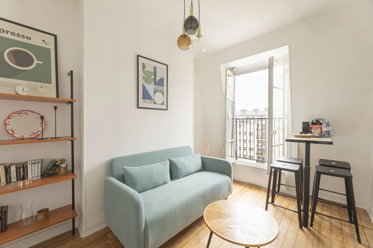 62. Apartment 1 Bedroom # Paris 14 # Alesia