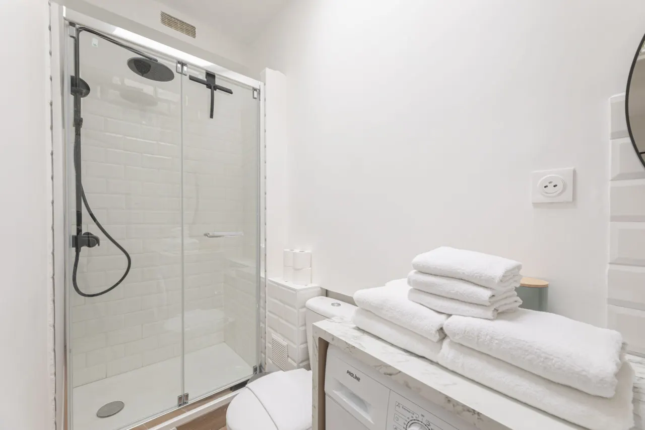62. Apartment 1 Bedroom # Paris 14 # Alesia 11