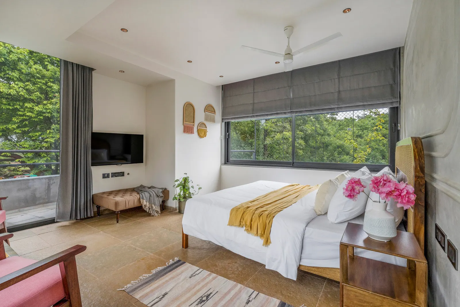 Lindsay Manor VaNa Private Pool 1 KM Beach 23
