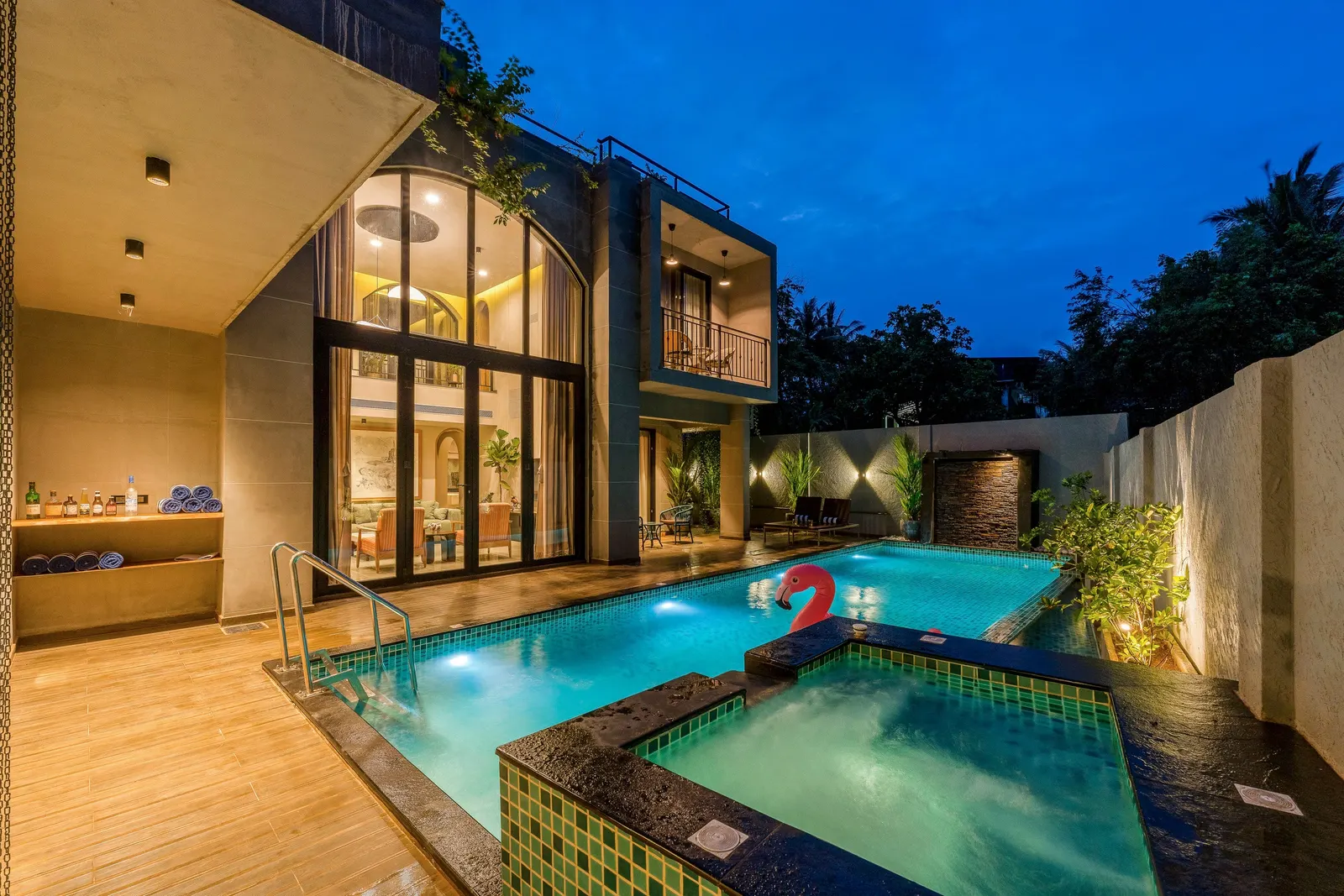 Lindsay Manor VaNa Private Pool 1 KM Beach 1