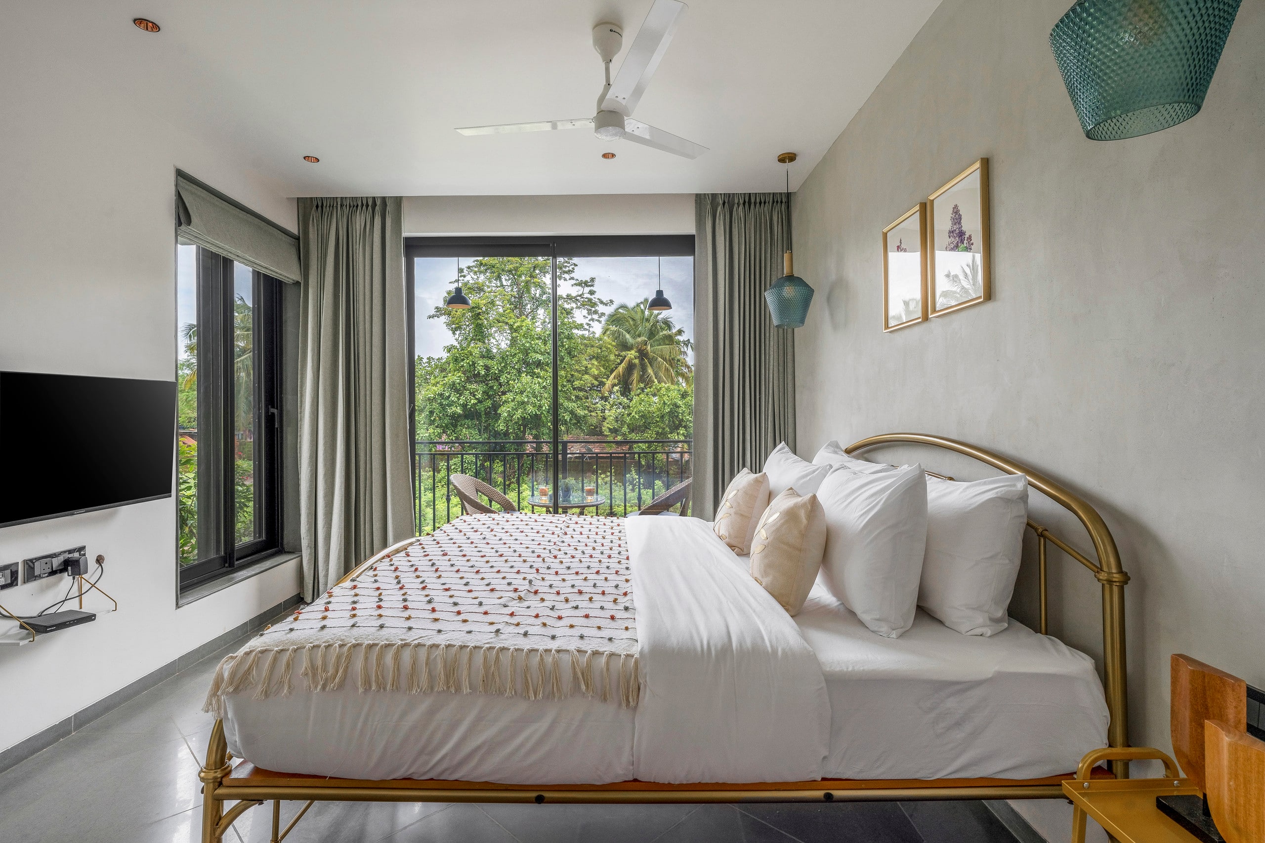 Lindsay Manor | VaNa | Private Pool | 1 KM Beach 27