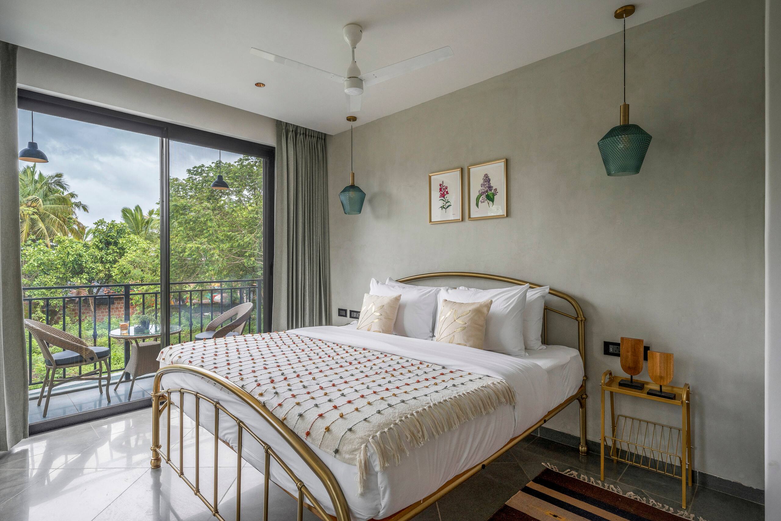 Lindsay Manor | VaNa | Private Pool | 1 KM Beach 26