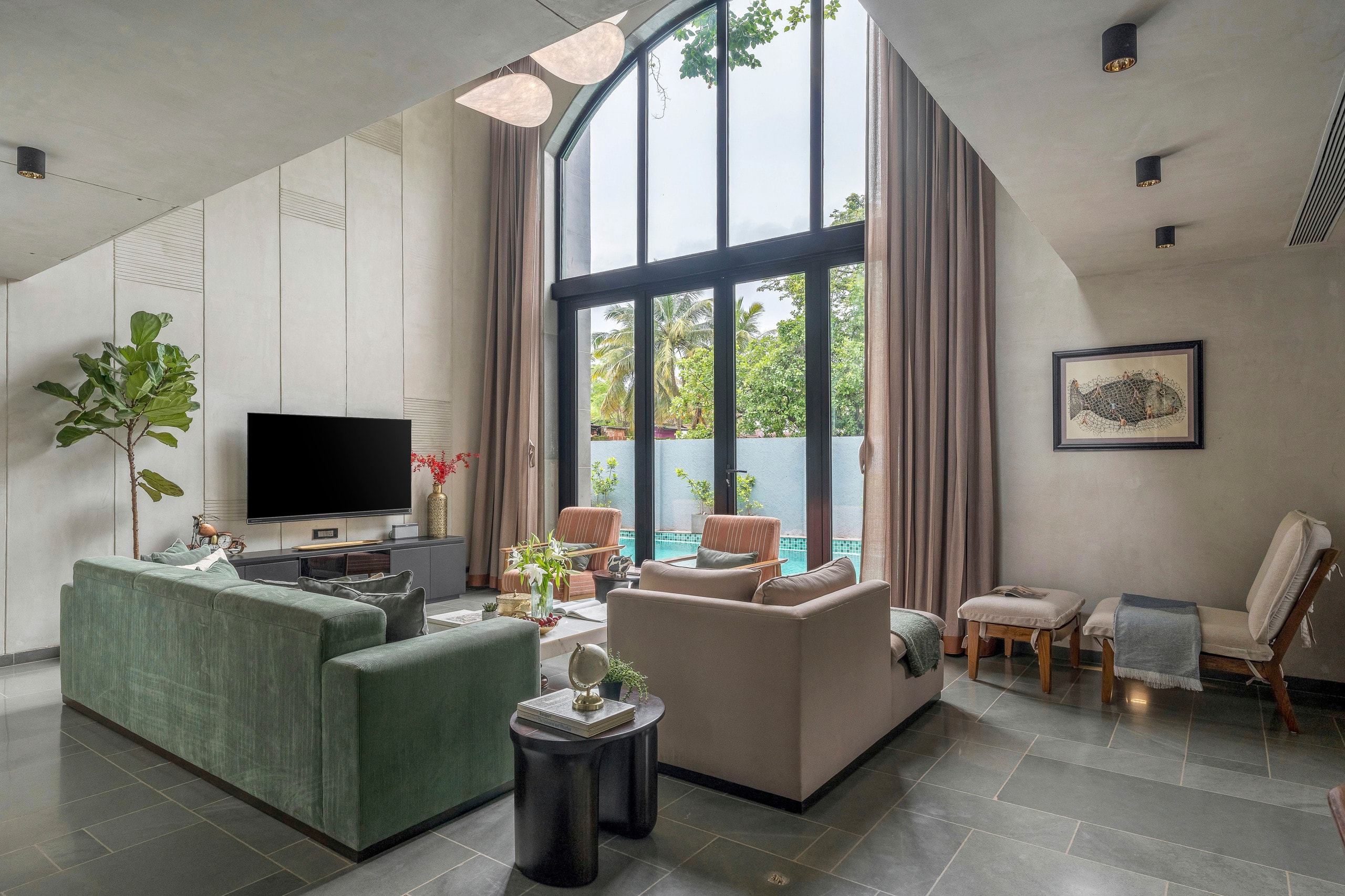 Lindsay Manor | VaNa | Private Pool | 1 KM Beach 10