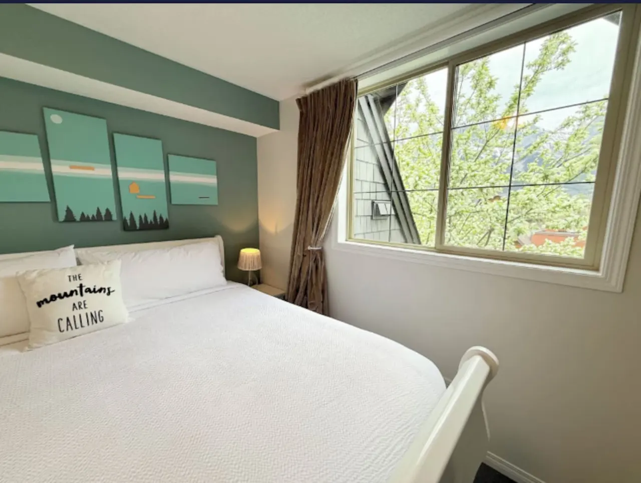 Premium 2-Bedroom Townhouse+ Mountain Views 1