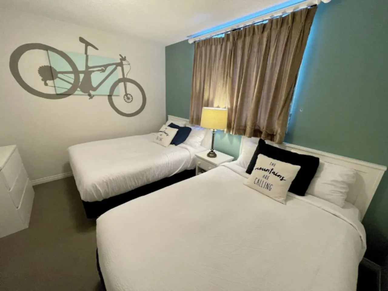 Premium 2-Bedroom Townhouse+ Mountain Views 11