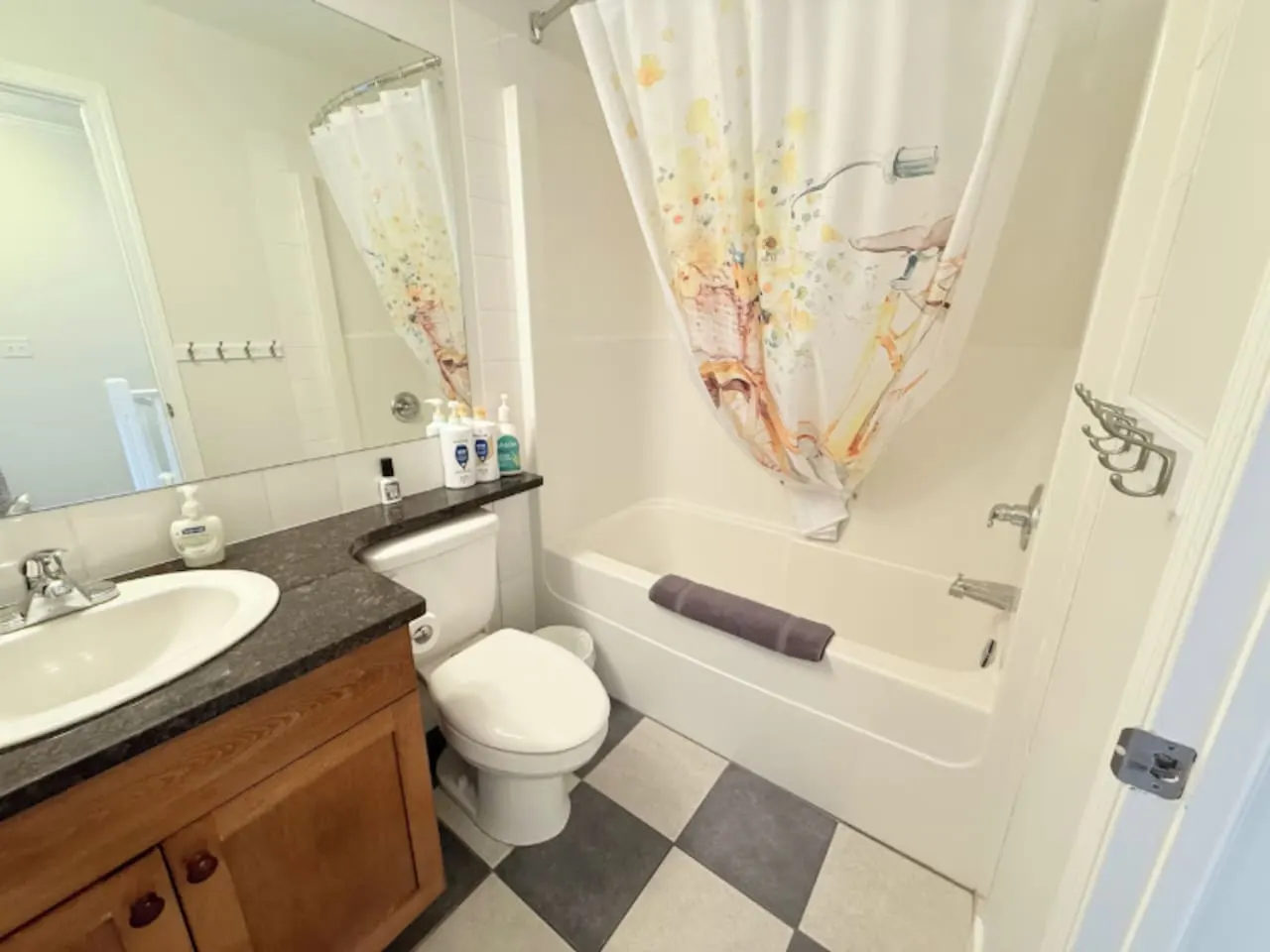 Premium 2-Bedroom Townhouse+ Mountain Views 13