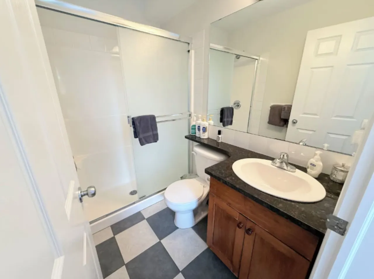 Premium 2-Bedroom Townhouse+ Mountain Views 15