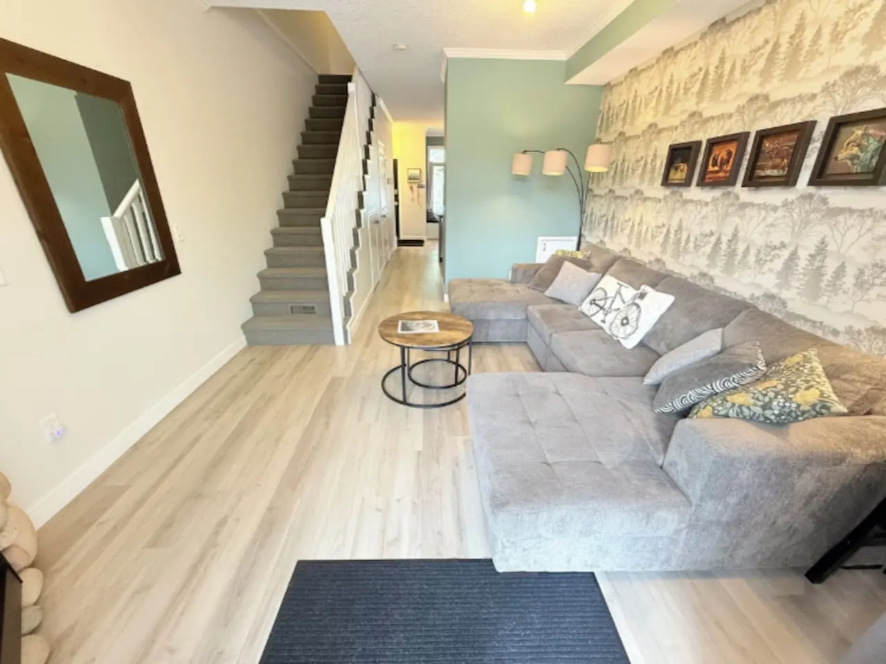 Premium 2-Bedroom Townhouse+ Mountain Views 6