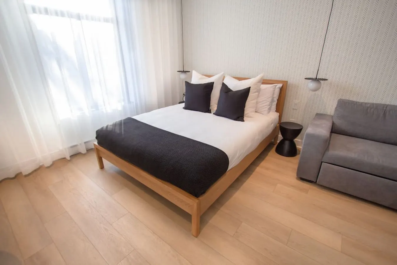 Studio11/Plateau/St-Denis/Terraces/SelfCheck-In/AC 1