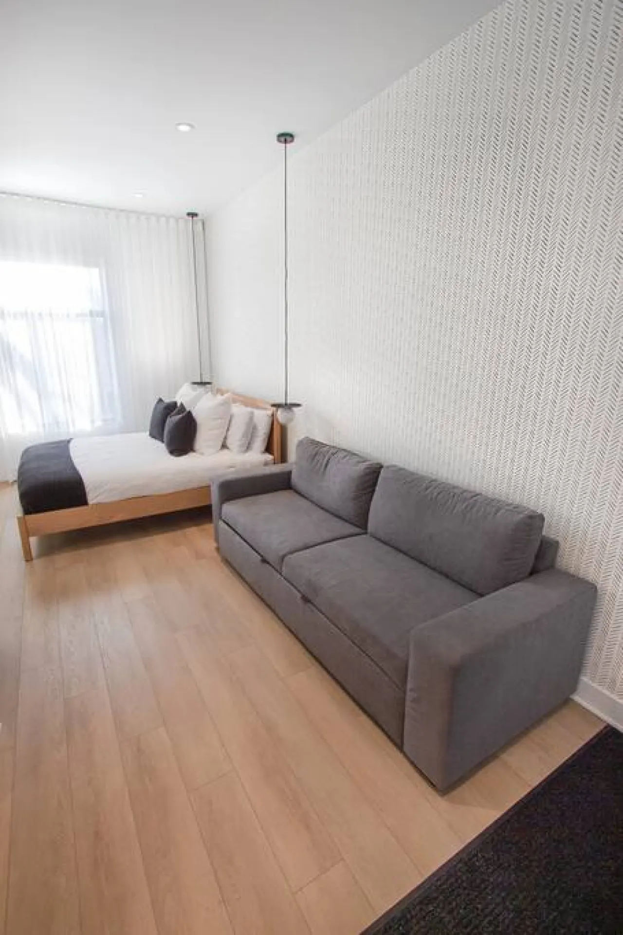 Studio11/Plateau/St-Denis/Terraces/SelfCheck-In/AC 12