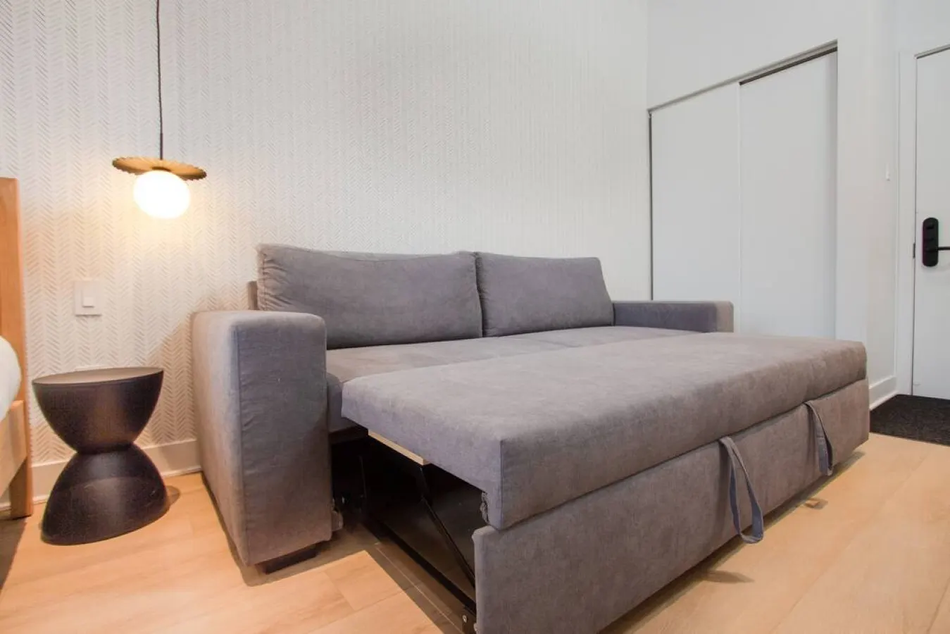 Studio11/Plateau/St-Denis/Terraces/SelfCheck-In/AC 14