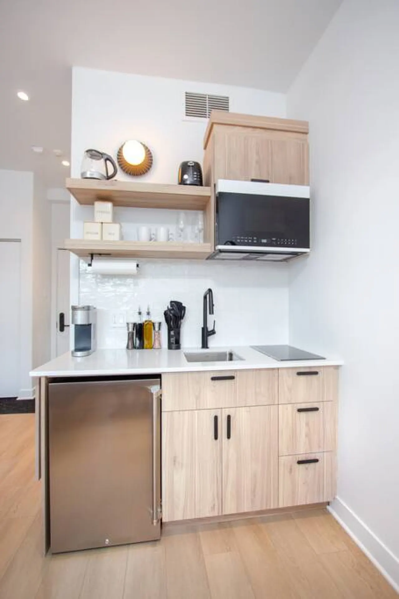 Studio11/Plateau/St-Denis/Terraces/SelfCheck-In/AC 3