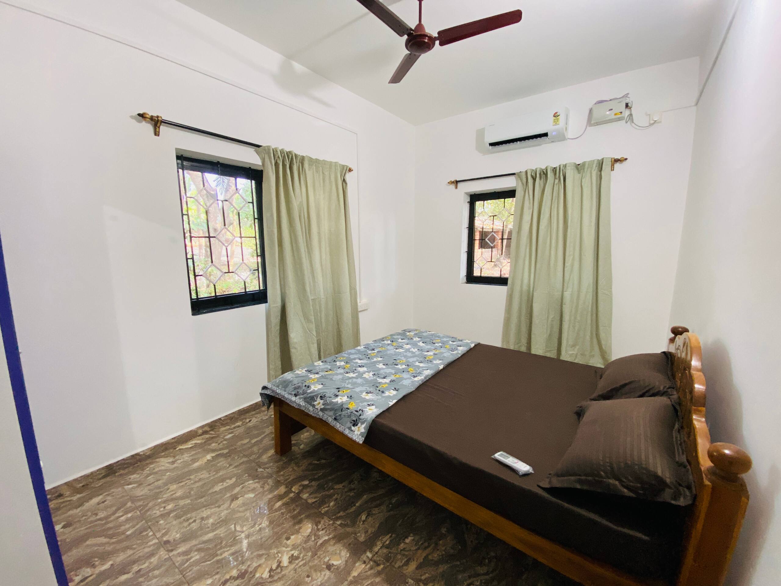 HoneyBee 1BHK Agonda Beach South Goa 14