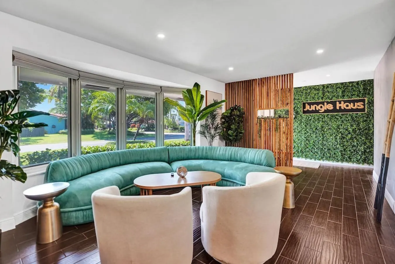 Monthly - Jungle Haus - Family Beach Home 2