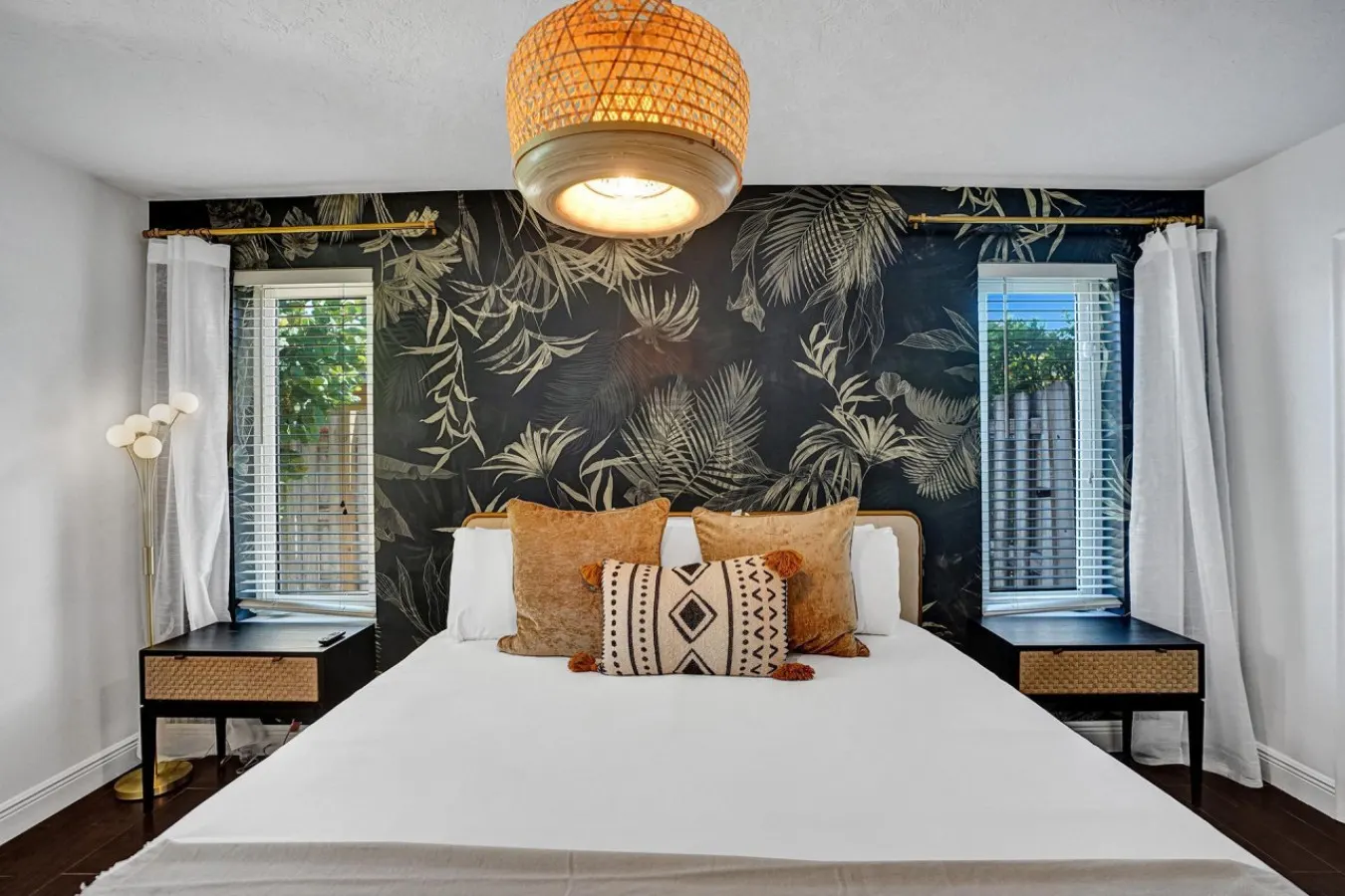 Monthly - Jungle Haus - Family Beach Home 18