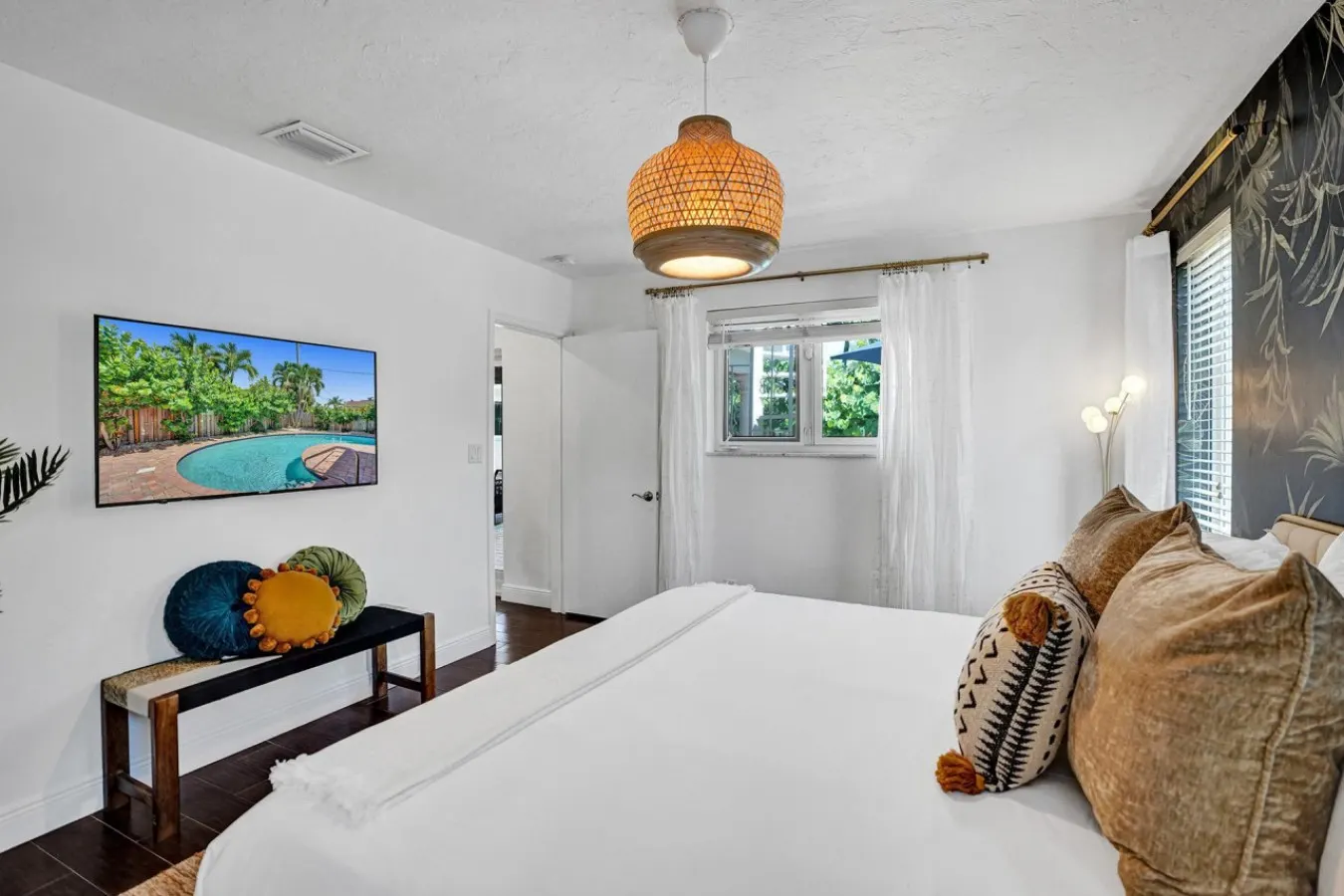 Monthly - Jungle Haus - Family Beach Home 20
