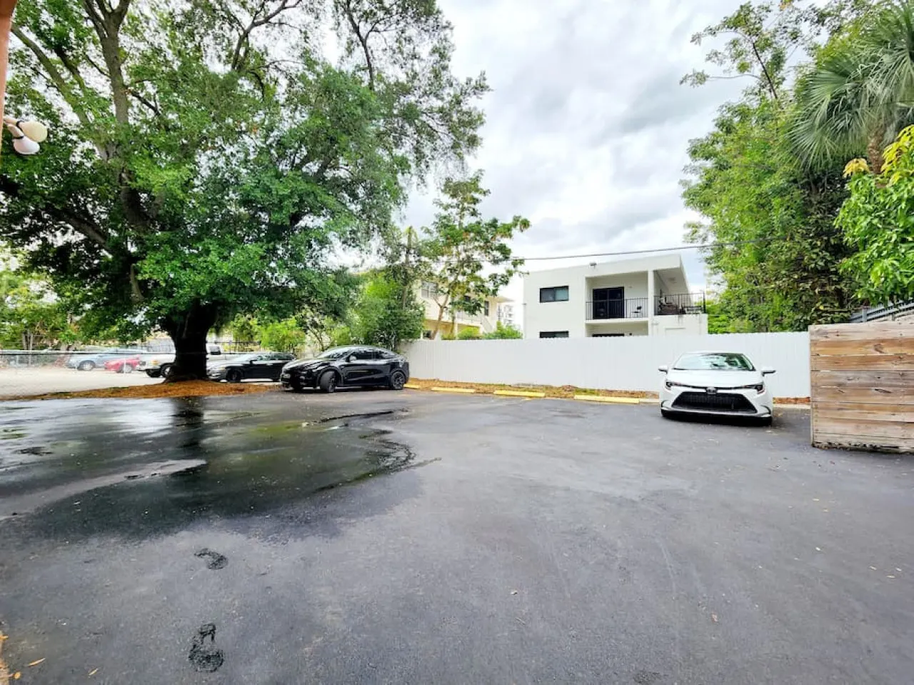 2BR Near Brickell - Free Parking - King Bed 12