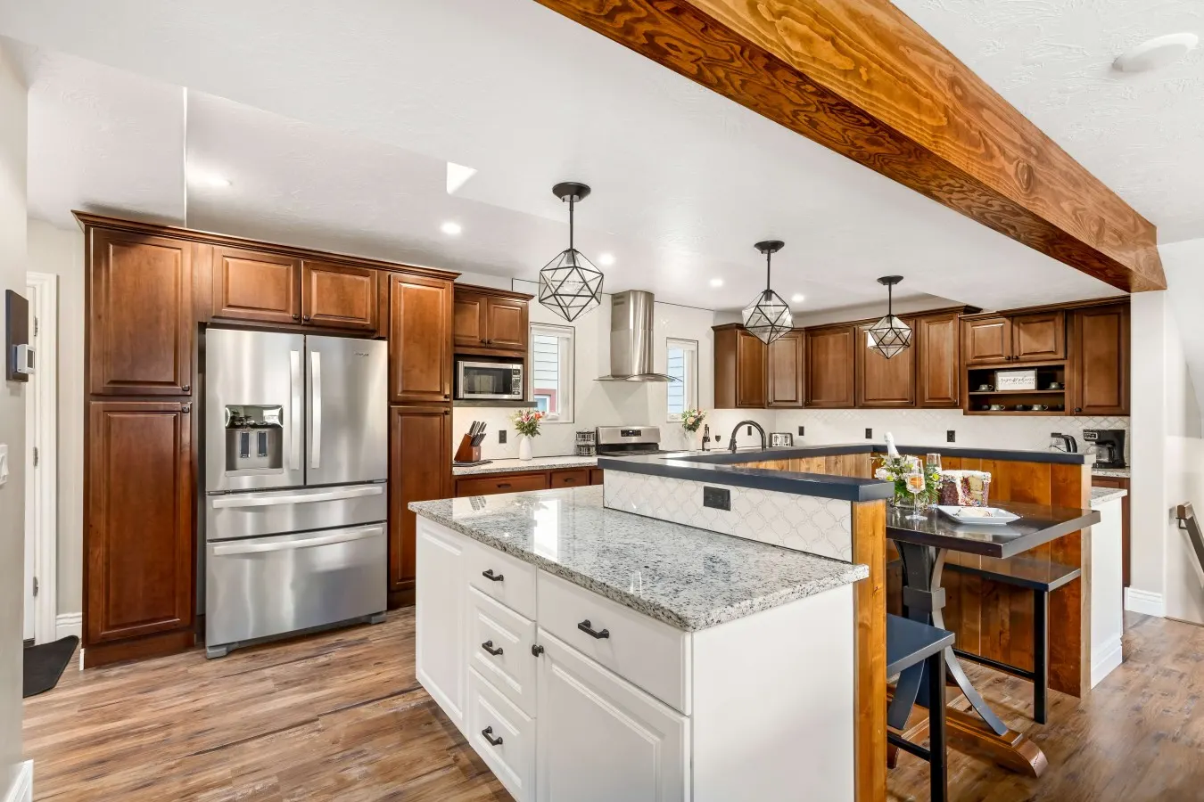 Award Winning Luxury Great Falls Retreat Hot Tub W & R 2