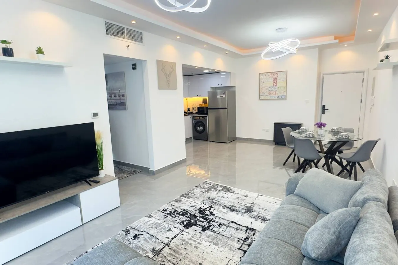 Dubai Marina - Cozy 2BHK Apartment