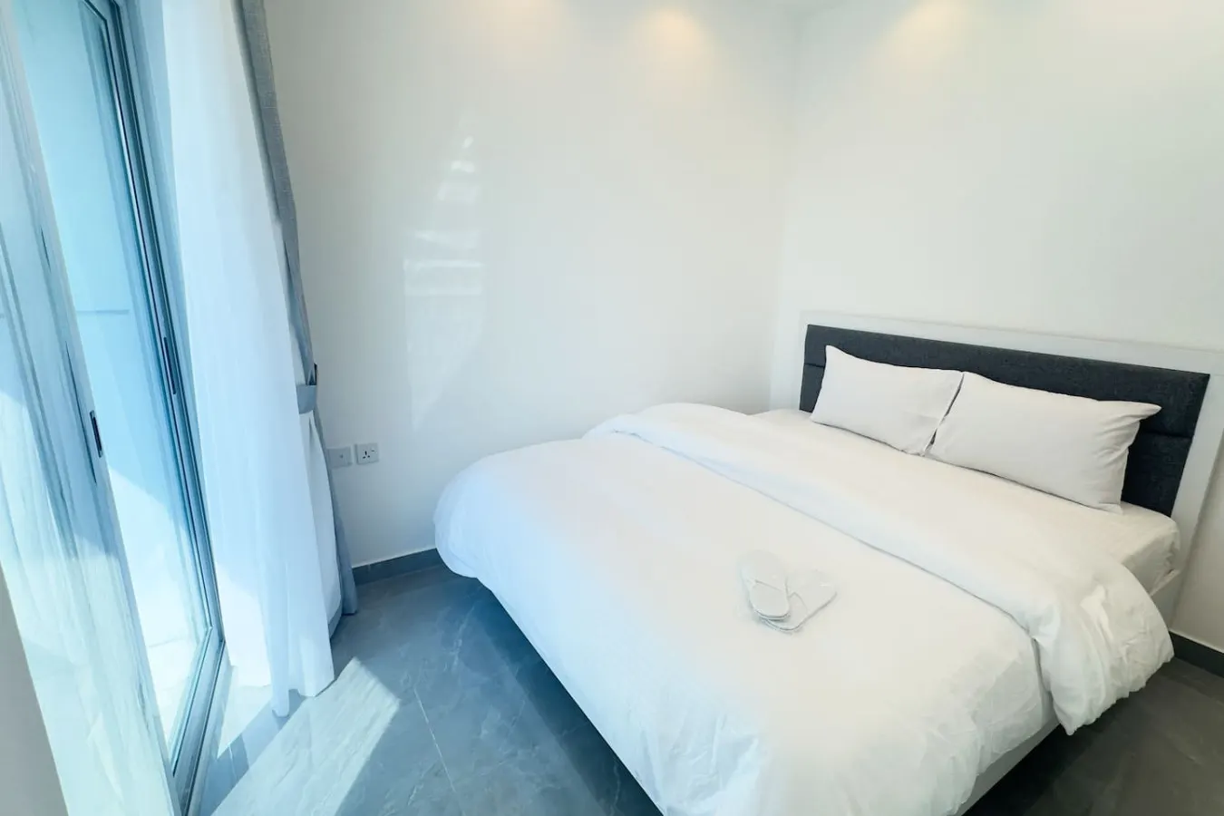 Dubai Marina - Cozy 2BHK Apartment 4