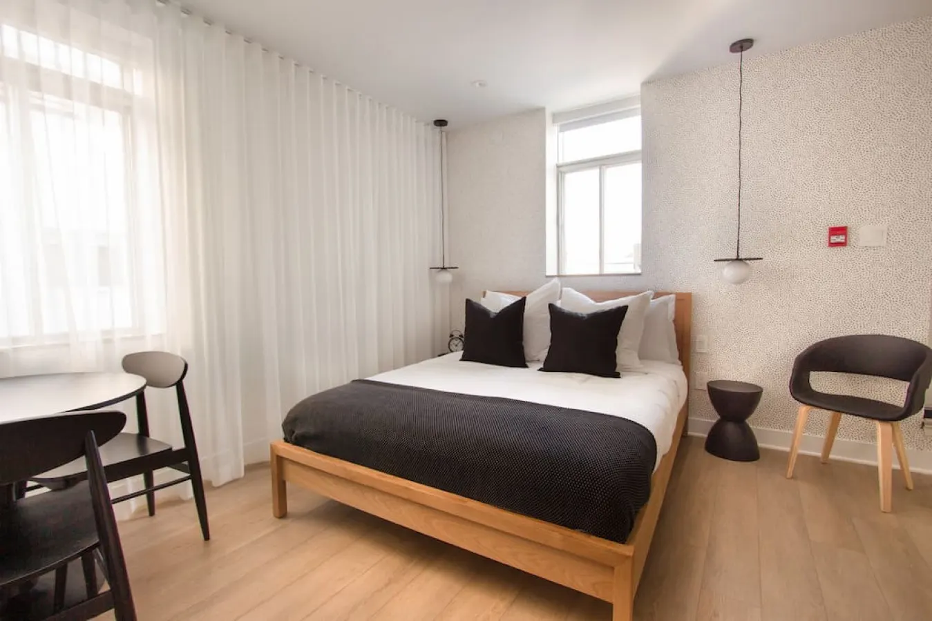 Studio10/Plateau/St-Denis/Terraces/SelfCheck-In/AC 1