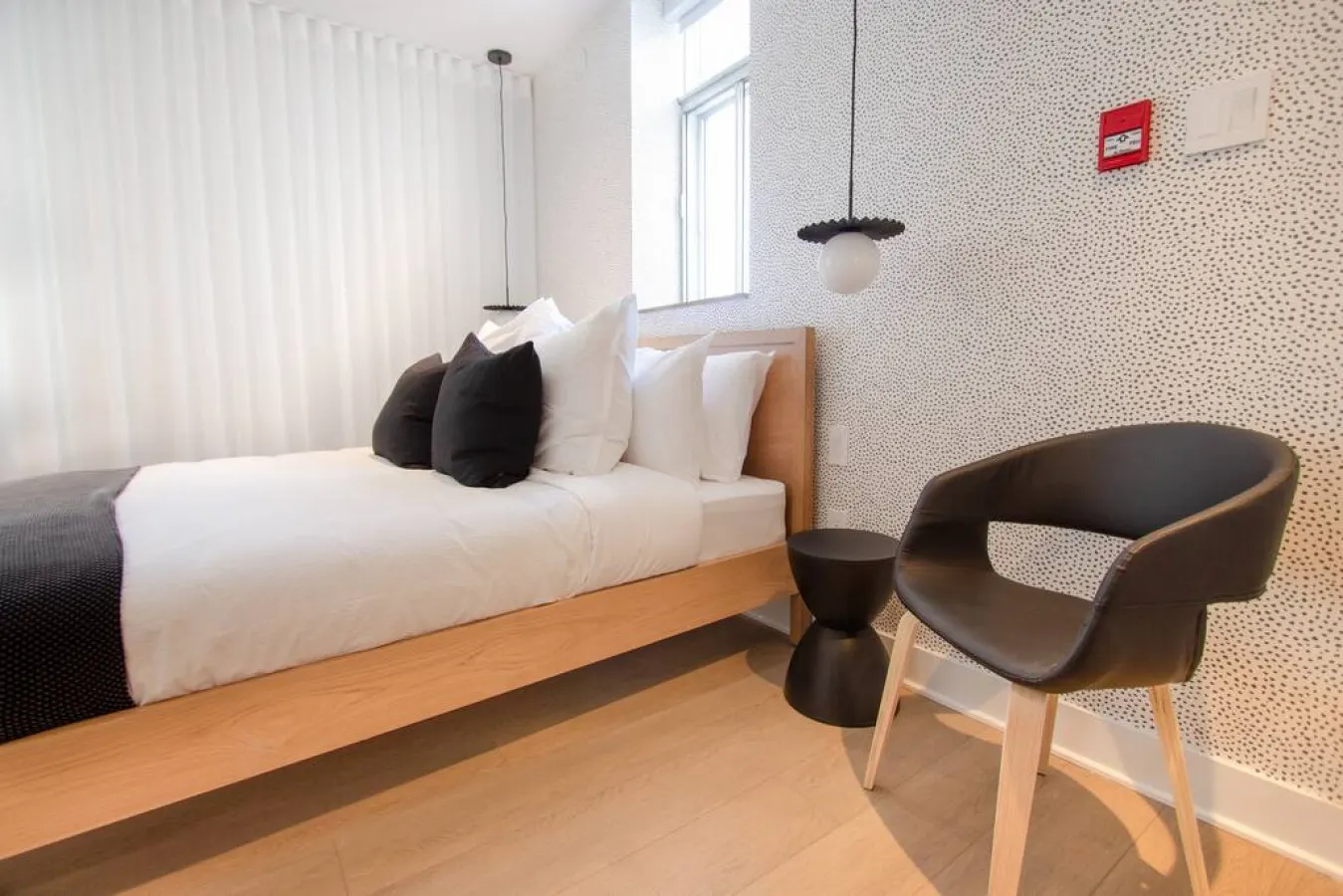 Studio10/Plateau/St-Denis/Terraces/SelfCheck-In/AC 10