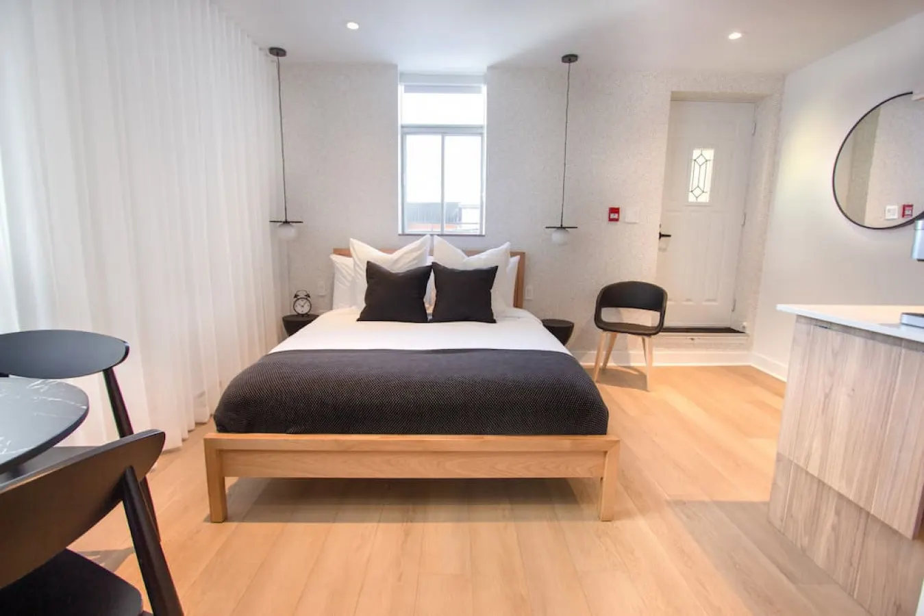Studio10/Plateau/St-Denis/Terraces/SelfCheck-In/AC 7