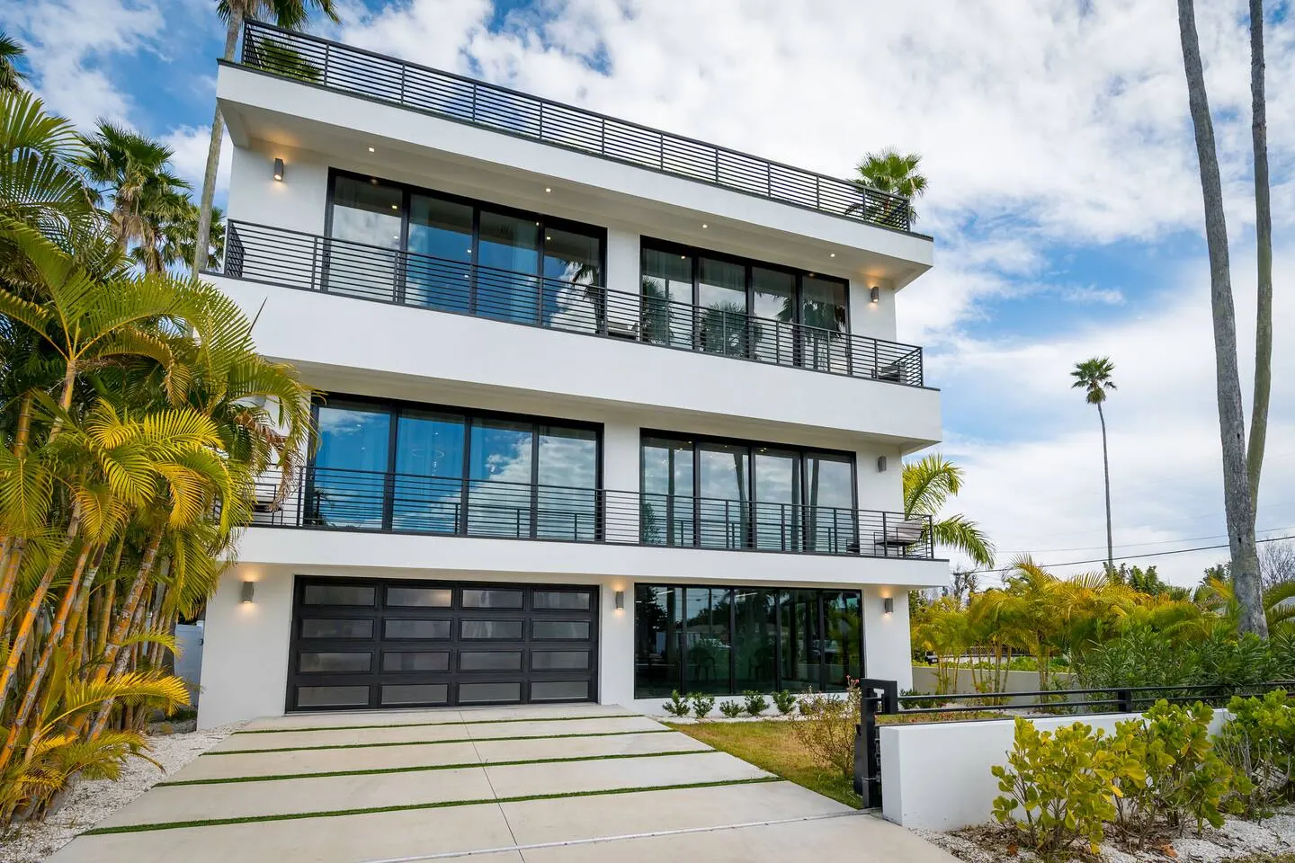 Redington Beach Luxury Home Pool + Theater 12