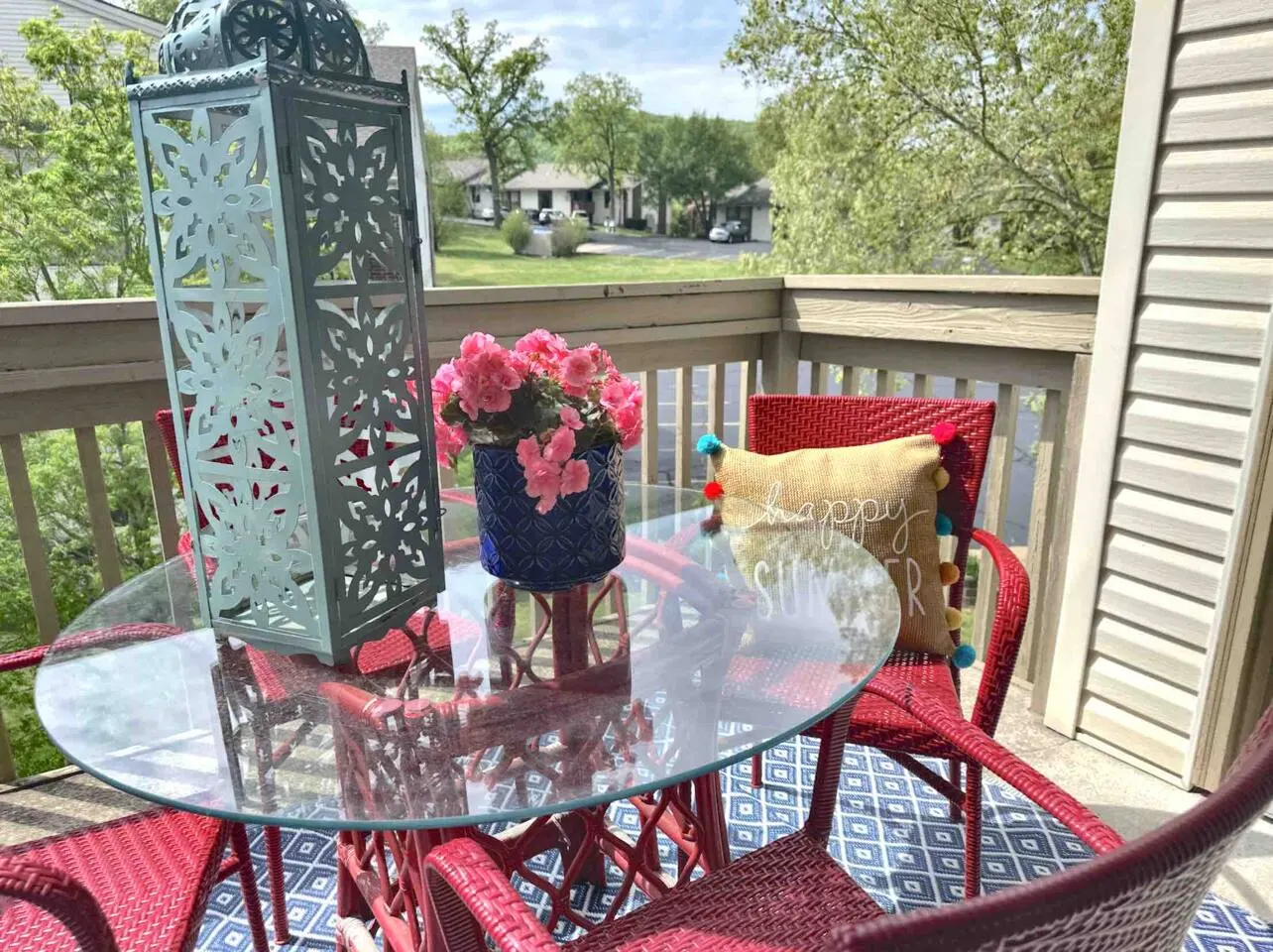 Indoor Pool/Hot tub, Pickleball, Golf and Lake! - Apartment 13