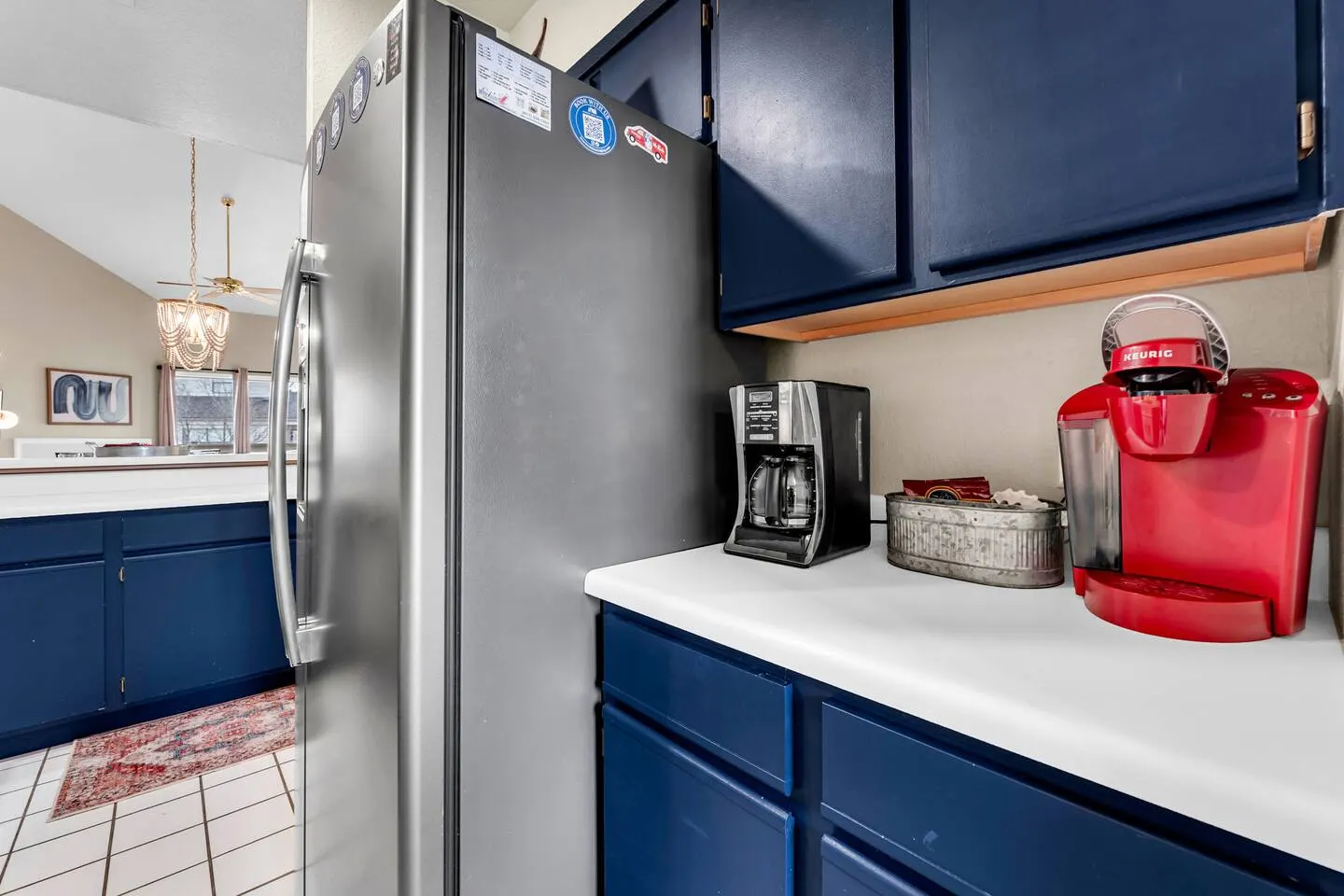 Indoor Pool/Hot tub, Pickleball, Golf and Lake! - Apartment 17