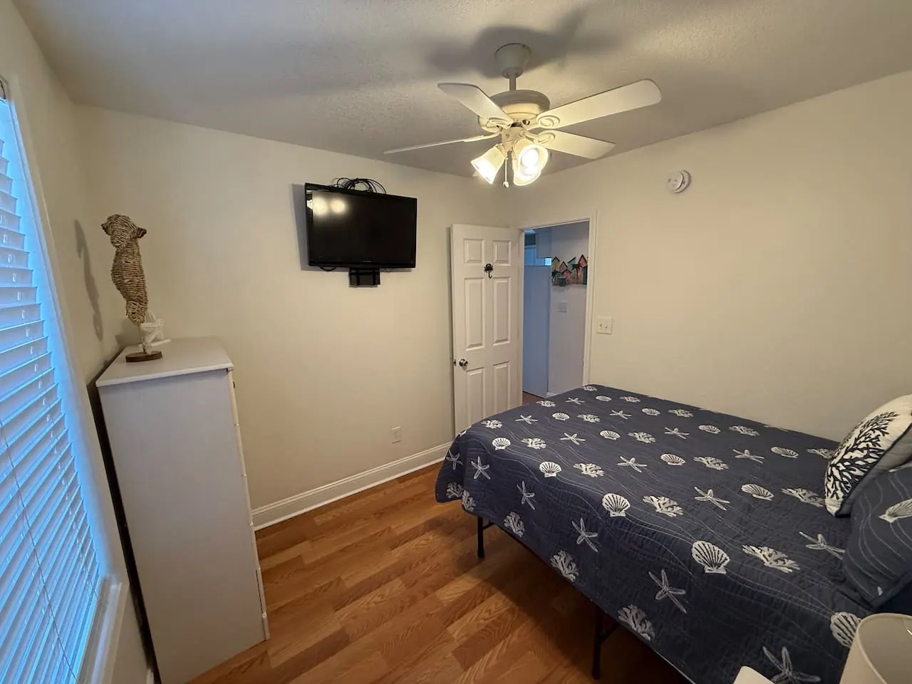 Short Walk to Beach Cozy Stay in Ocean Lakes 14