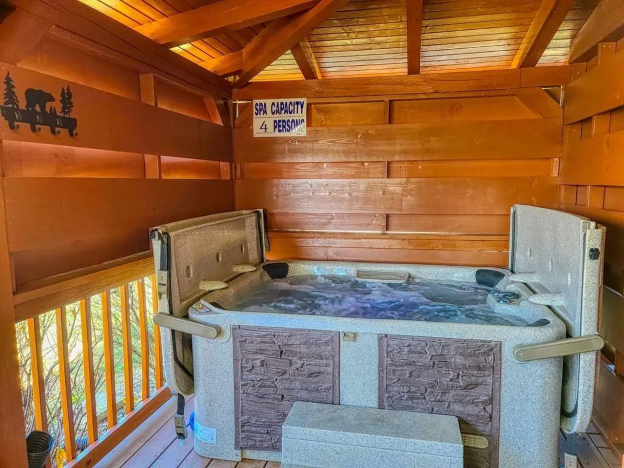 Autumn Rose: Best Darn Porch/Theater/Fire Pit/Pool 10