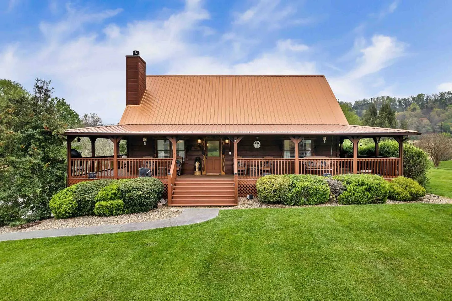 Autumn Rose: Best Darn Porch/Theater/Fire Pit/Pool 14