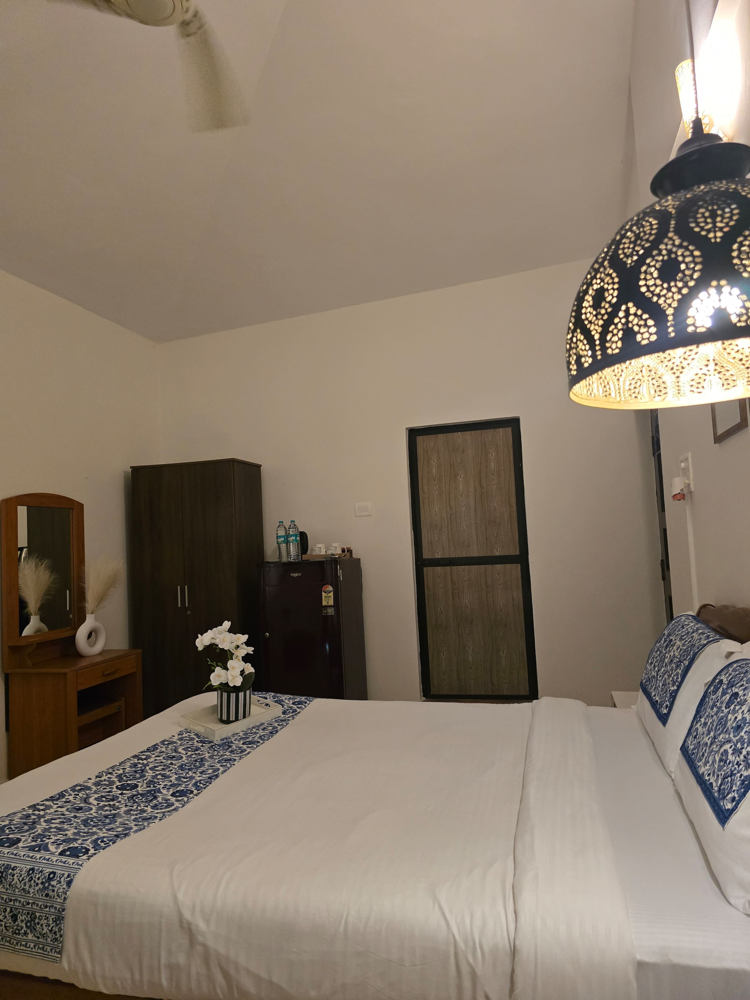 Coziyo Nest | City Center | 5-mins walk to Beach. 11