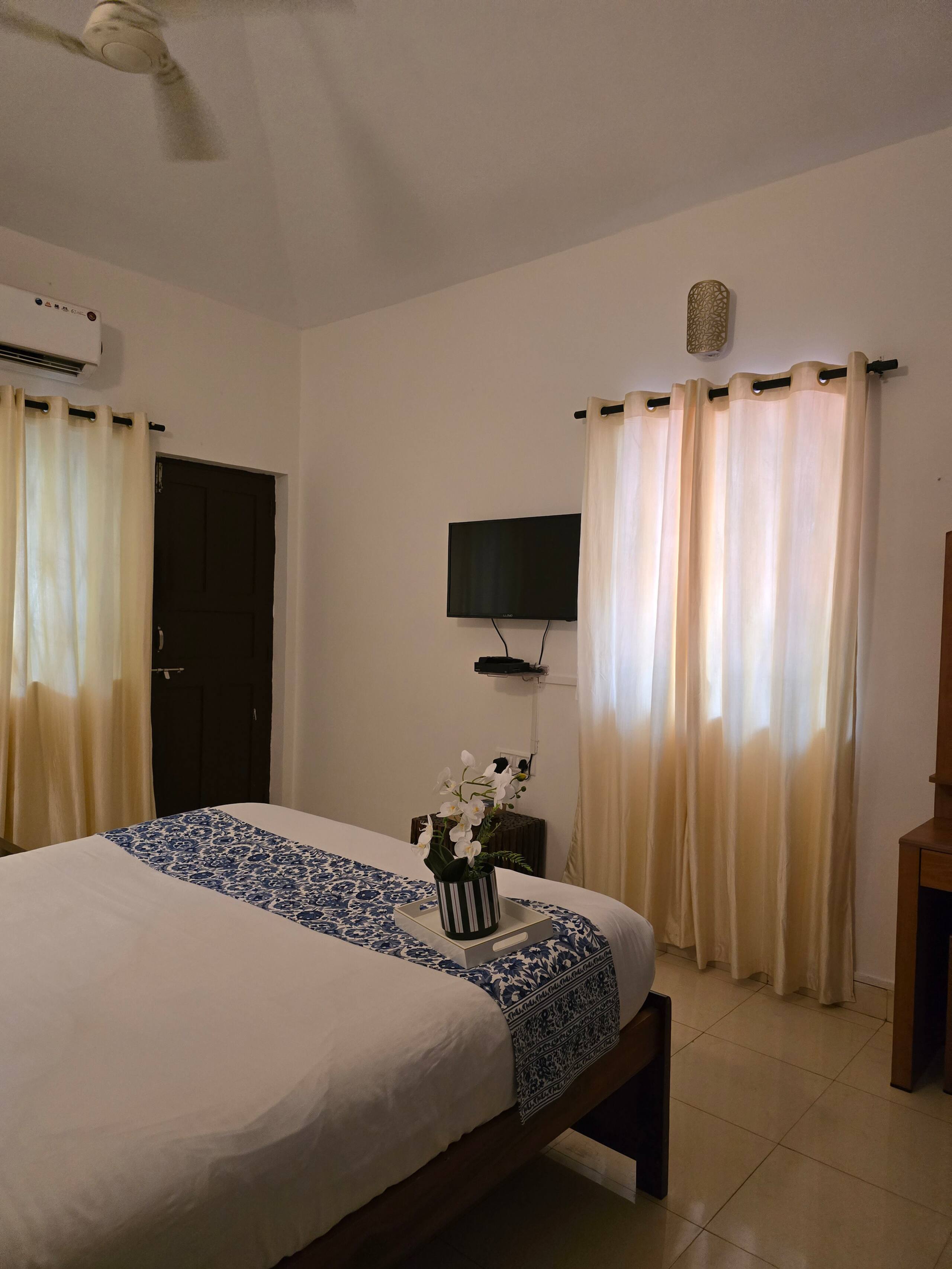Coziyo Nest | City Center | 5-mins walk to Beach. 10