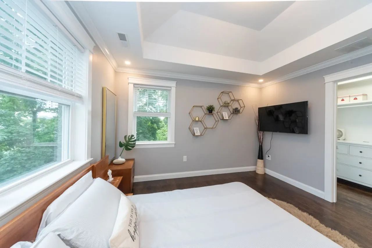 Ultra-Luxurious Home near Boston (Pet-Friendly) 16
