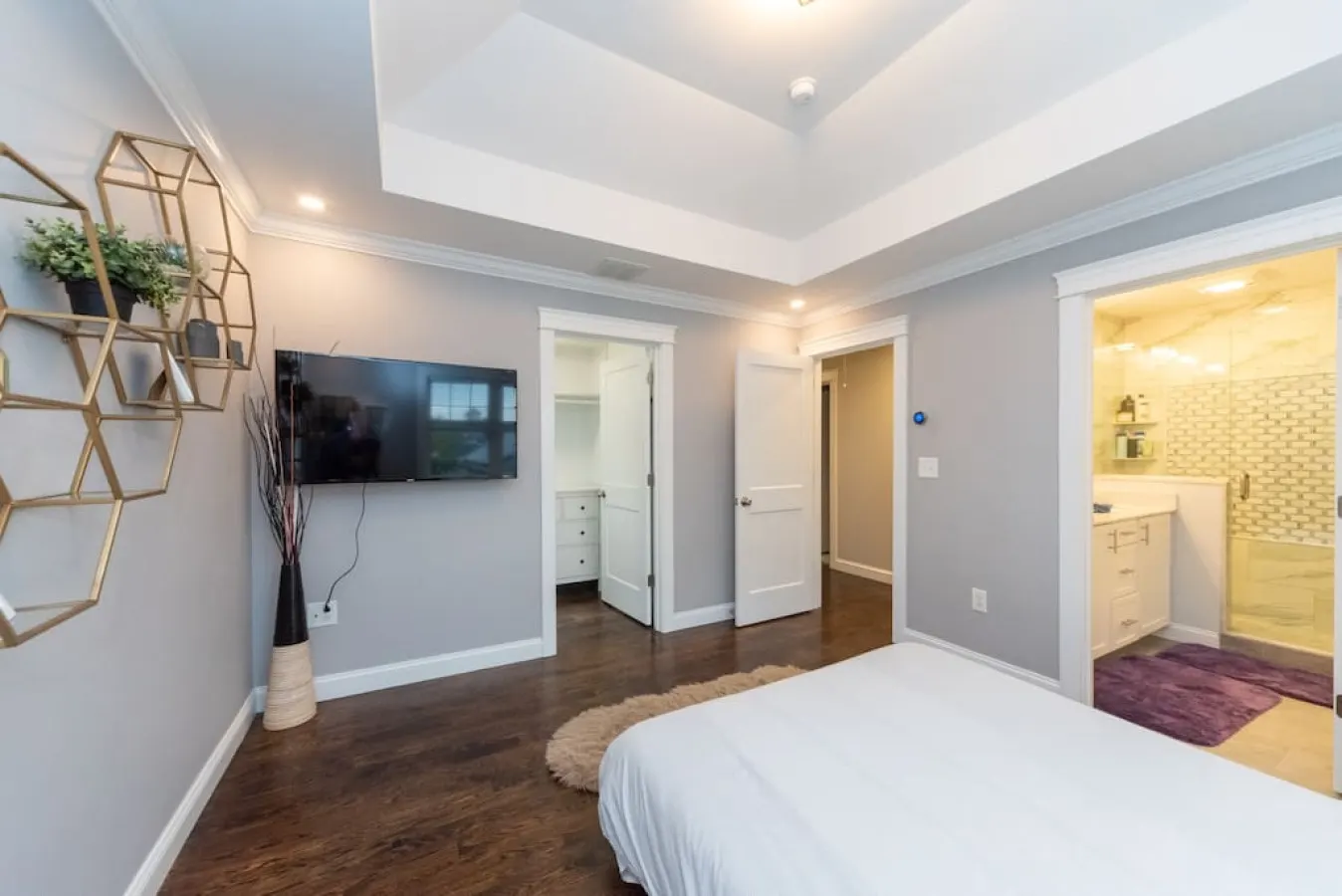 Ultra-Luxurious Home near Boston (Pet-Friendly) 17