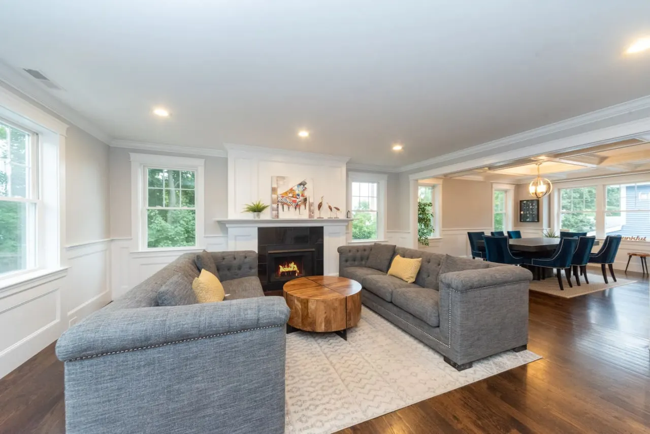 Ultra-Luxurious Home near Boston (Pet-Friendly) 6