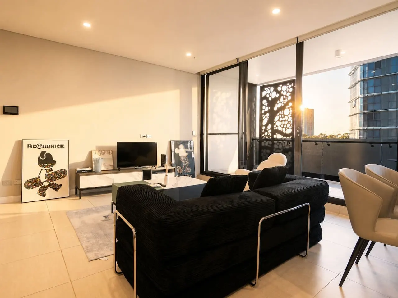 Central 3BR Olympic Park Apt with 2 Car Spaces