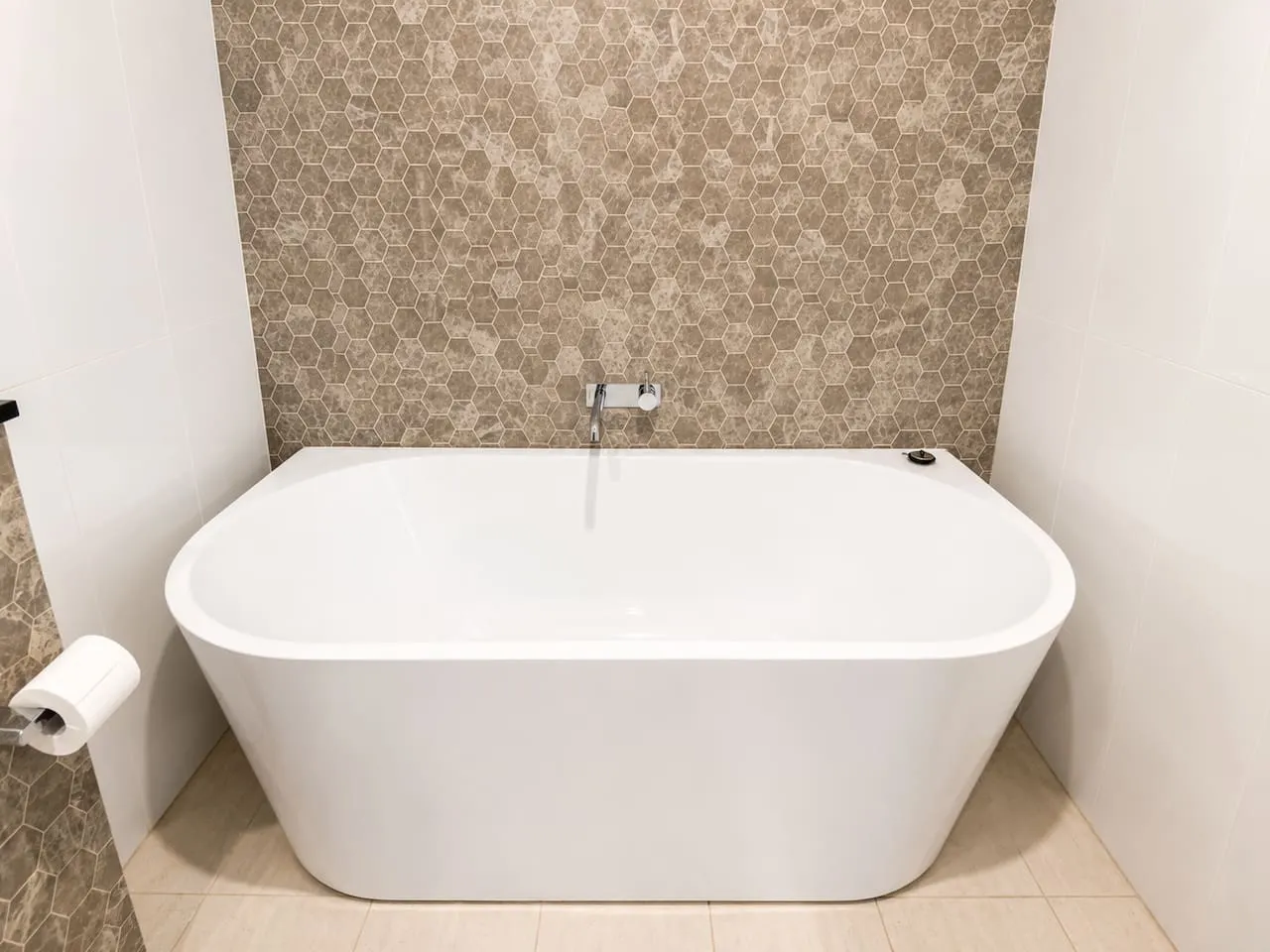 Central 3BR Olympic Park Apt with 2 Car Spaces 16