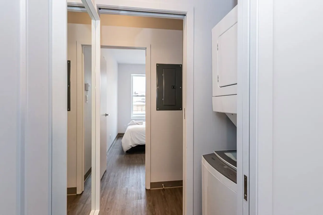 Plateau - Stylish & Fun 1 Bedroom Apartment in Le Plateau - Unit 10 18