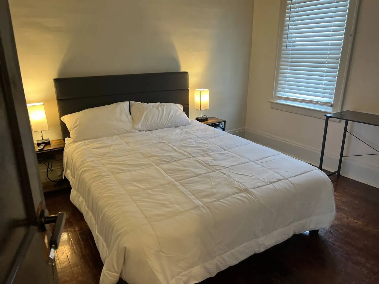 Spotless & Quiet Stay with Comfy Bed 2nd floor 13